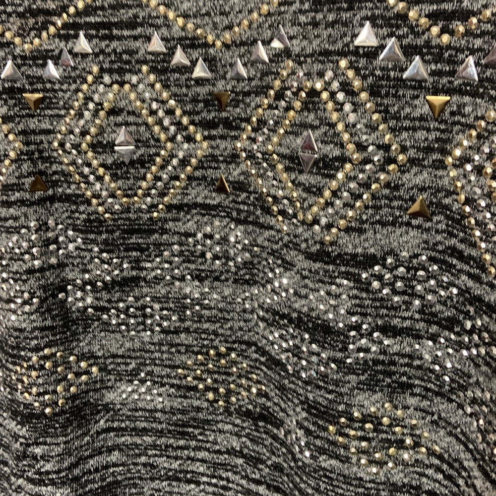 Hint Sequined Top - Picture 2 of 7